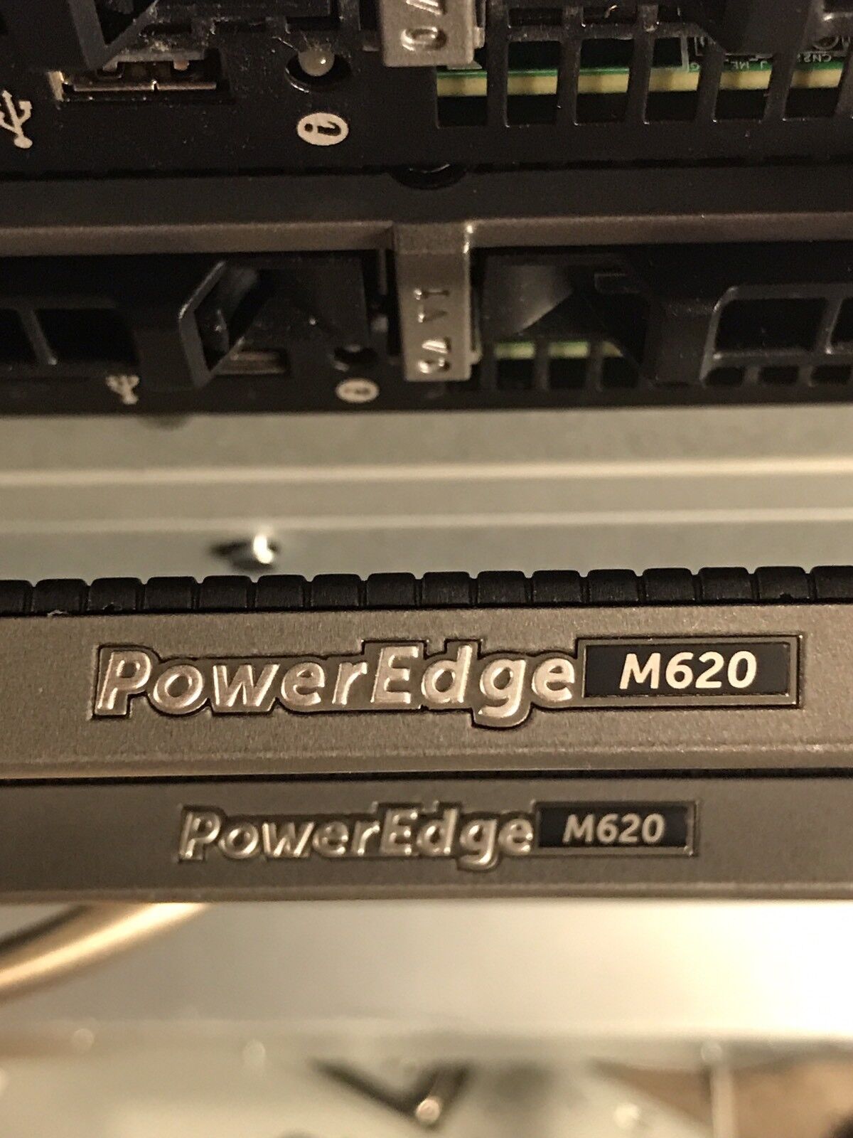 Dell M620 Blade Server Two Xeon E5-2660 2.2GHz 64GB RAM 10Gb bNDC CTO 2x SFF.