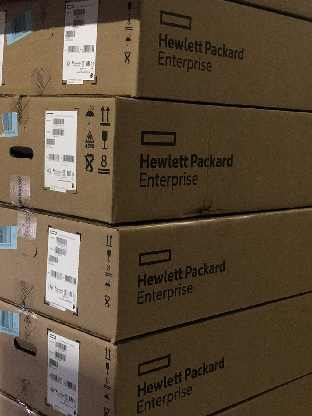 HPE DL325 Gen10+ Plus 24 Core EPYC 7402P 64GB 16x SFF 8x SATA/SAS 8x NVMe U.3.