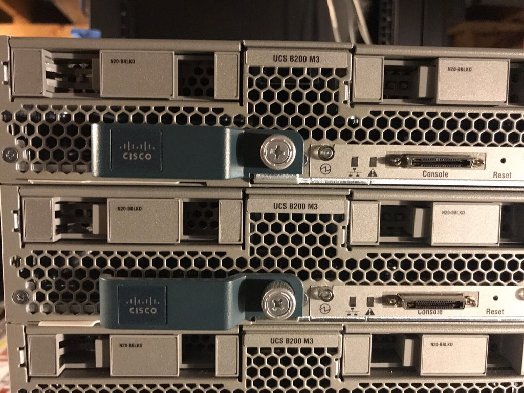 Cisco B200 M3 Two E5-2670V2 10C 2.50GHz 512GB Blade Server VIC1240.