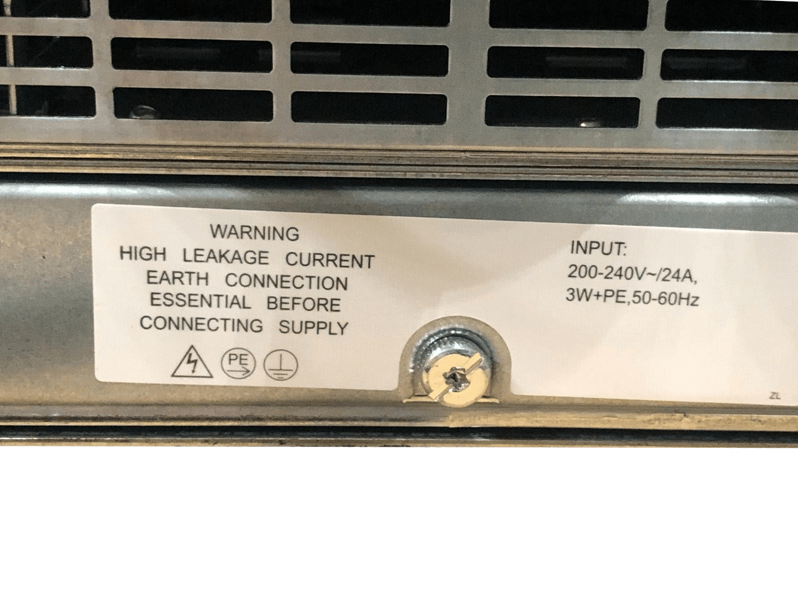 HP BladeSystem C7000 G3 Gen3 Platinum Blade Chassis 6x 2450W PSU 10x Fans 2x OA.